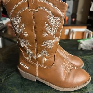 Bebe girls cowboy boots size 2 cognac